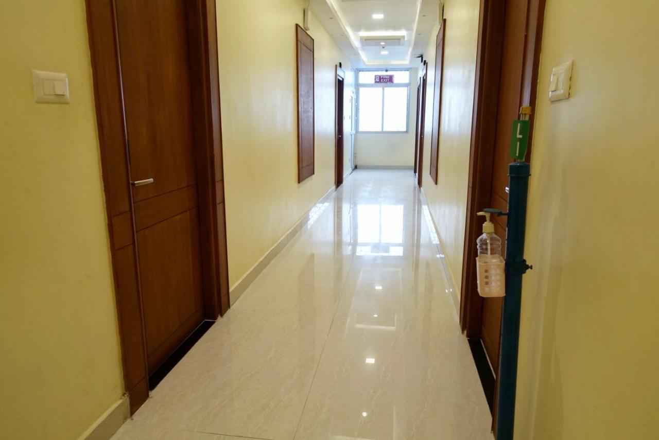 ไอ เรซิเดนซี Hotel ปอนดิเชอรี ภายนอก รูปภาพ