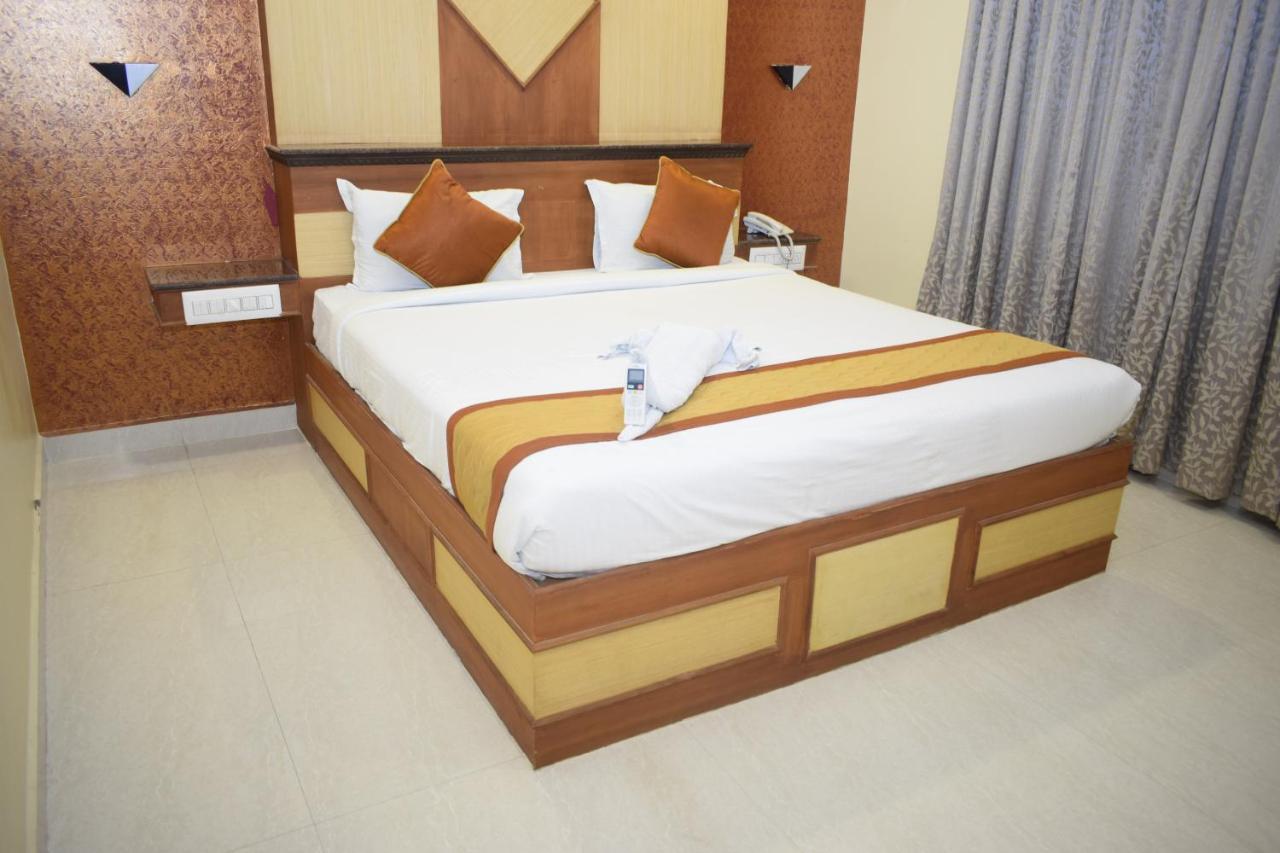 ไอ เรซิเดนซี Hotel ปอนดิเชอรี ภายนอก รูปภาพ